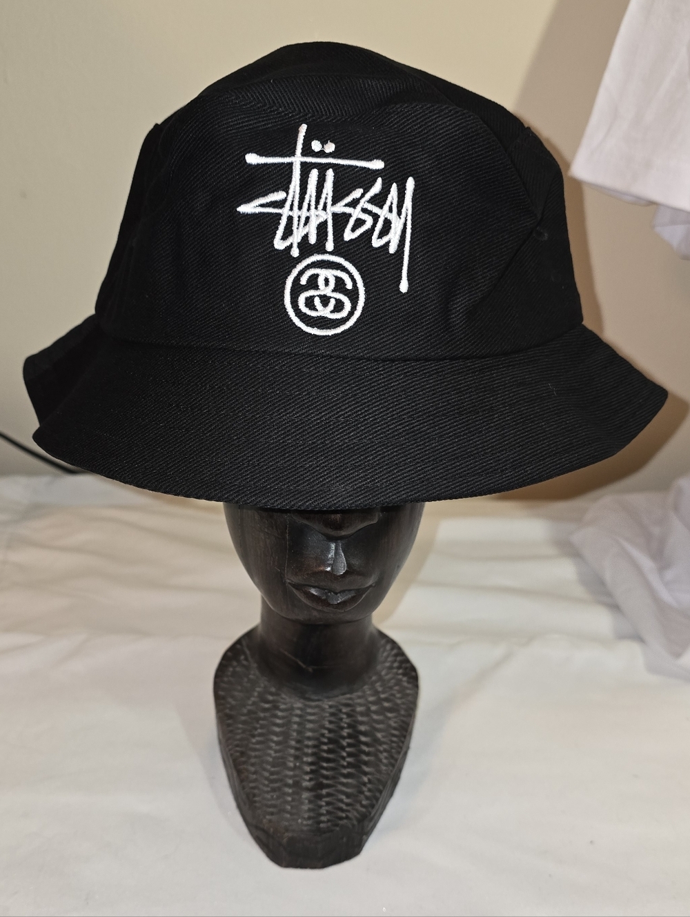 💥NWOT-Stussy Black Bucket Hat with White Script Logo